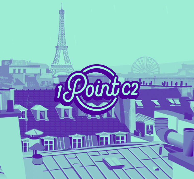 Vue stylisée des toits de Paris avec la Tour Eiffel, couleurs douces, motif urbain. Idéal chambre d'enfant, ambiance artistique et originale.